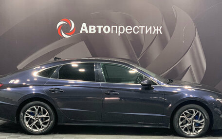 Hyundai Sonata VIII, 2021 год, 2 290 000 рублей, 5 фотография