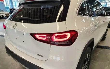 Mercedes-Benz GLA, 2022 год, 1 888 000 рублей, 4 фотография