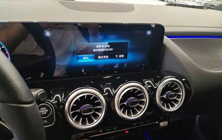 Mercedes-Benz GLA, 2022 год, 1 888 000 рублей, 11 фотография