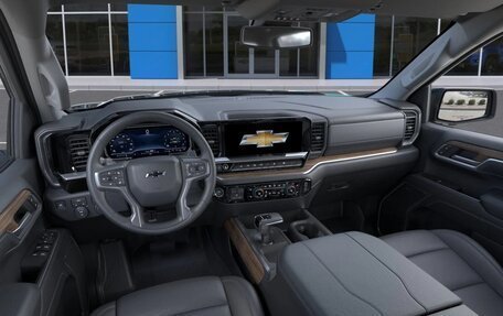 Chevrolet Silverado, 2025 год, 9 007 273 рублей, 15 фотография