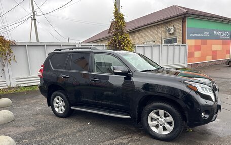 Toyota Land Cruiser Prado 150 рестайлинг 2, 2014 год, 2 900 000 рублей, 2 фотография