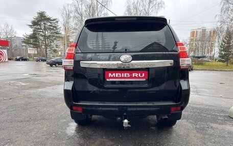 Toyota Land Cruiser Prado 150 рестайлинг 2, 2014 год, 2 900 000 рублей, 8 фотография