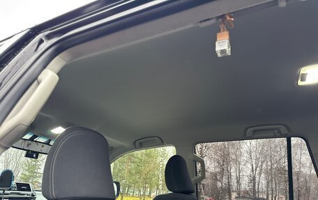 Toyota Land Cruiser Prado 150 рестайлинг 2, 2014 год, 2 900 000 рублей, 31 фотография