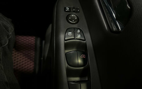 Nissan Serena IV, 2017 год, 2 140 000 рублей, 18 фотография