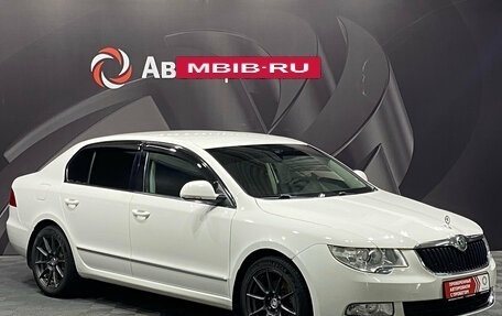 Skoda Superb III рестайлинг, 2011 год, 1 150 000 рублей, 3 фотография