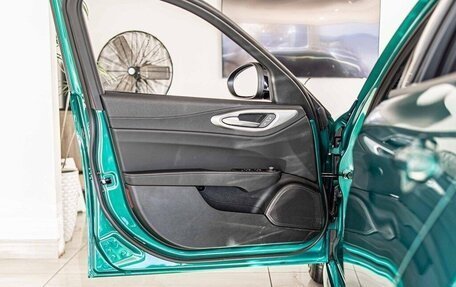 Alfa Romeo Giulia II, 2025 год, 8 115 600 рублей, 30 фотография