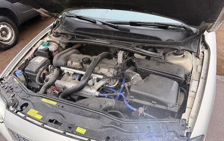 Volvo S80 II рестайлинг 2, 2004 год, 600 000 рублей, 12 фотография