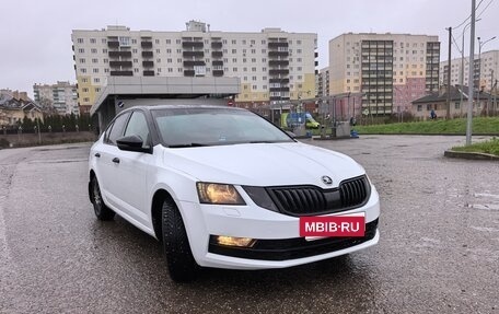 Skoda Octavia, 2018 год, 749 999 рублей, 2 фотография