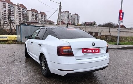 Skoda Octavia, 2018 год, 749 999 рублей, 4 фотография