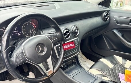 Mercedes-Benz A-Класс, 2013 год, 1 250 000 рублей, 6 фотография