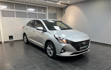 Hyundai Solaris II рестайлинг, 2021 год, 1 550 000 рублей, 3 фотография