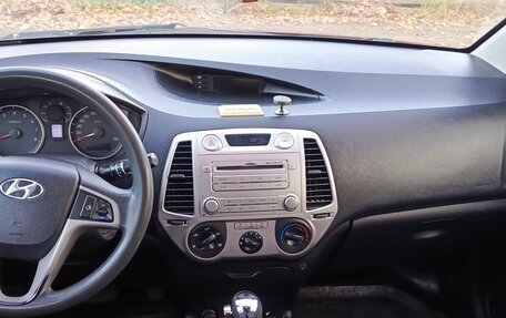 Hyundai i20 IB рестайлинг, 2010 год, 589 000 рублей, 10 фотография