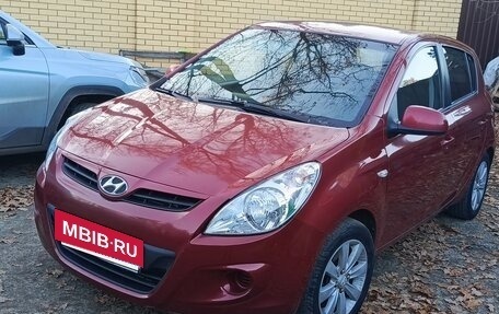 Hyundai i20 IB рестайлинг, 2010 год, 589 000 рублей, 2 фотография