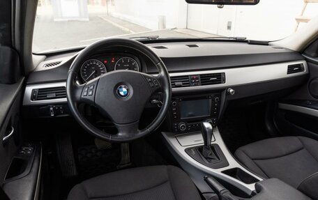 BMW 3 серия, 2011 год, 950 000 рублей, 6 фотография