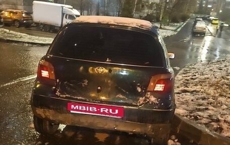 Toyota Vitz, 2000 год, 190 000 рублей, 4 фотография