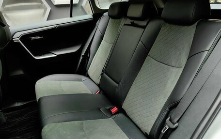 Toyota RAV4, 2025 год, 4 350 000 рублей, 37 фотография