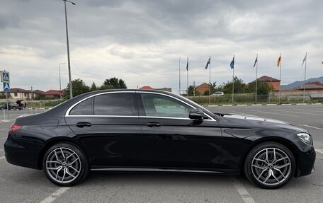 Mercedes-Benz E-Класс, 2021 год, 6 300 000 рублей, 4 фотография