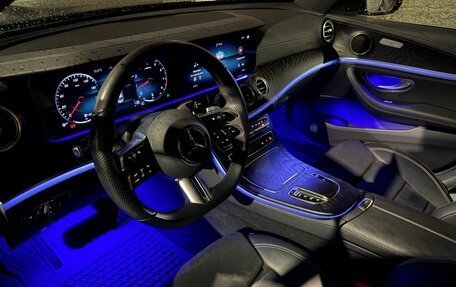 Mercedes-Benz E-Класс, 2021 год, 6 300 000 рублей, 24 фотография