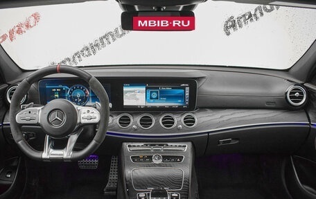 Mercedes-Benz E-Класс AMG, 2019 год, 4 720 000 рублей, 14 фотография