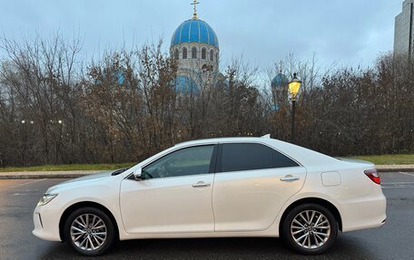 Toyota Camry, 2017 год, 2 350 000 рублей, 6 фотография