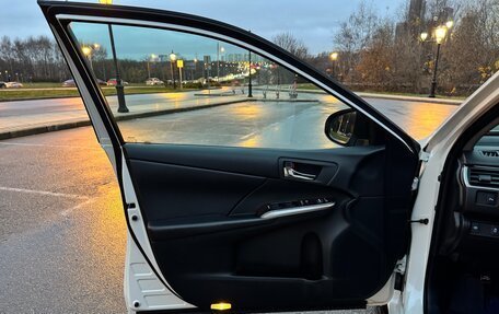 Toyota Camry, 2017 год, 2 350 000 рублей, 22 фотография