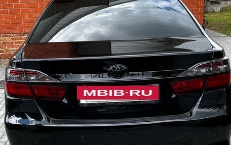 Toyota Camry, 2015 год, 1 950 000 рублей, 2 фотография