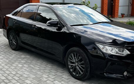 Toyota Camry, 2015 год, 1 950 000 рублей, 4 фотография