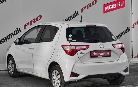 Toyota Vitz, 2019 год, 1 215 000 рублей, 9 фотография