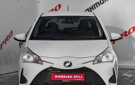 Toyota Vitz, 2019 год, 1 215 000 рублей, 5 фотография