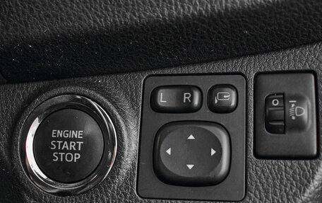 Toyota Vitz, 2019 год, 1 215 000 рублей, 20 фотография