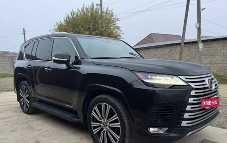 Lexus LX, 2022 год, 18 000 000 рублей, 5 фотография