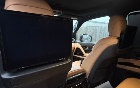 Lexus LX, 2022 год, 18 000 000 рублей, 14 фотография