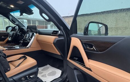 Lexus LX, 2022 год, 18 000 000 рублей, 11 фотография