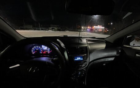 Hyundai Solaris II рестайлинг, 2014 год, 1 150 000 рублей, 7 фотография