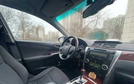 Toyota Camry, 2012 год, 1 550 000 рублей, 11 фотография