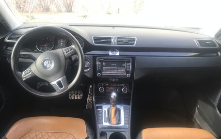 Volkswagen Passat B7, 2011 год, 850 000 рублей, 12 фотография