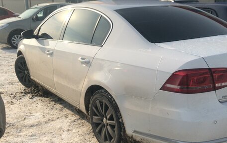 Volkswagen Passat B7, 2011 год, 850 000 рублей, 13 фотография