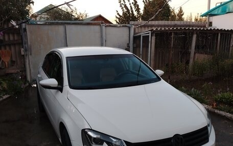 Volkswagen Passat B7, 2011 год, 850 000 рублей, 4 фотография