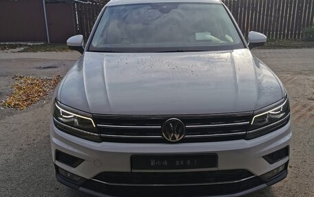 Volkswagen Tiguan II, 2020 год, 3 550 000 рублей, 3 фотография