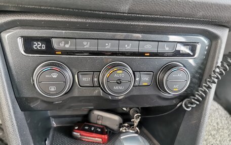 Volkswagen Tiguan II, 2020 год, 3 550 000 рублей, 17 фотография