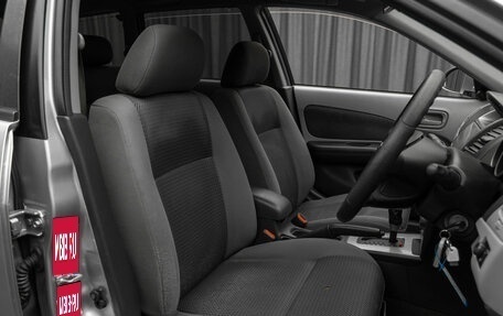 Nissan Wingroad III, 2002 год, 380 000 рублей, 11 фотография