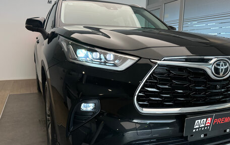 Toyota Highlander, 2025 год, 5 990 000 рублей, 4 фотография