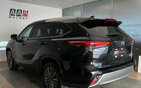 Toyota Highlander, 2025 год, 5 990 000 рублей, 7 фотография