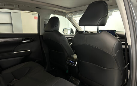 Toyota Highlander, 2025 год, 5 990 000 рублей, 16 фотография