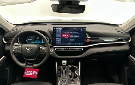 Toyota Highlander, 2025 год, 5 990 000 рублей, 13 фотография