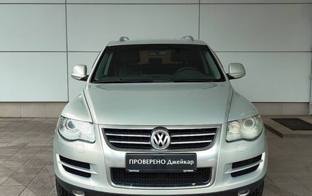 Volkswagen Touareg III, 2010 год, 1 049 000 рублей, 2 фотография