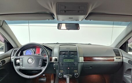 Volkswagen Touareg III, 2010 год, 1 049 000 рублей, 13 фотография
