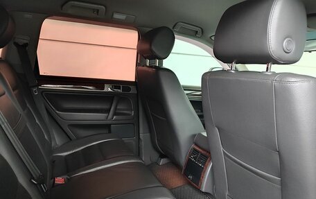 Volkswagen Touareg III, 2010 год, 1 049 000 рублей, 20 фотография