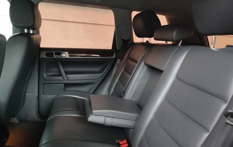 Volkswagen Touareg III, 2010 год, 1 049 000 рублей, 21 фотография