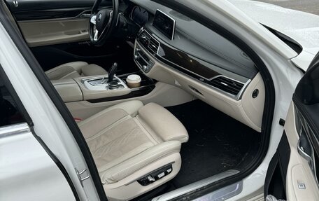 BMW 7 серия, 2016 год, 4 500 000 рублей, 3 фотография